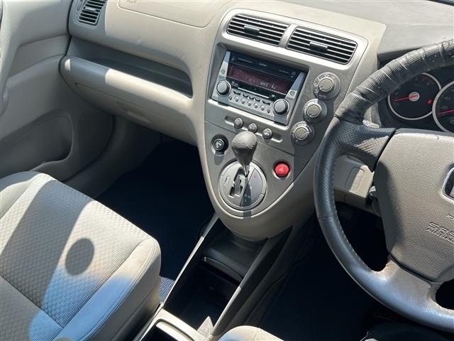 Honda CIVIC 2005 8271369-3