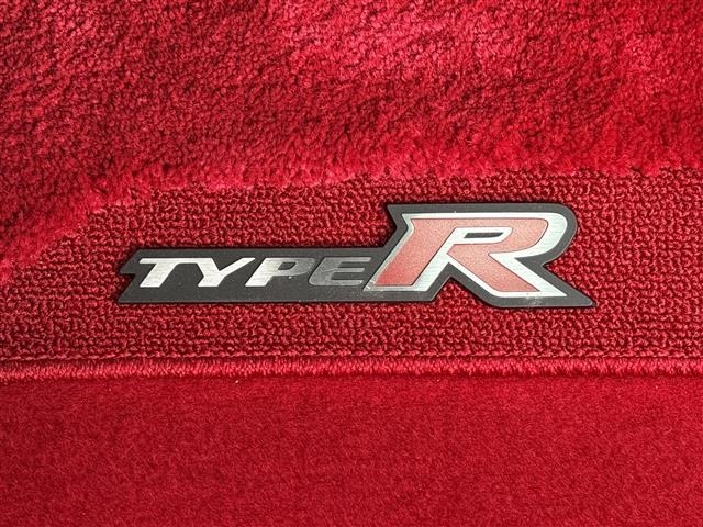 Honda CIVIC 2024 8271370-16