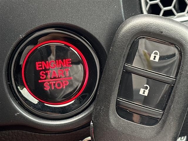 Honda CIVIC 2024 8271370-9