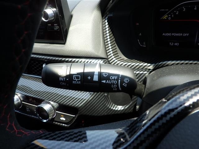 Honda CIVIC 2025 8271378-11