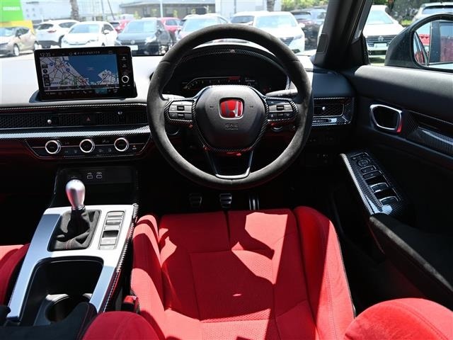 Honda CIVIC 2025 8271378-20
