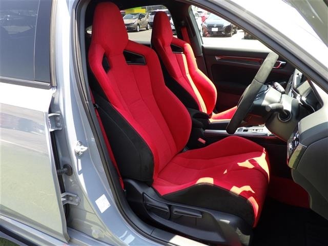 Honda CIVIC 2025 8271378-6