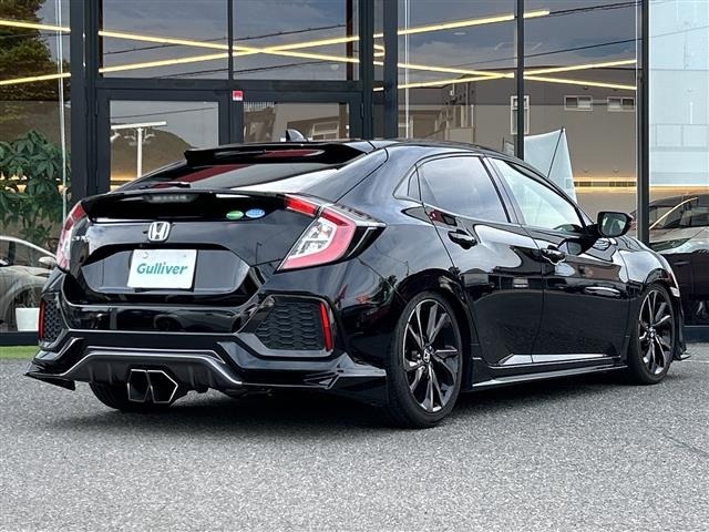 Honda CIVIC 2018 8271379-13