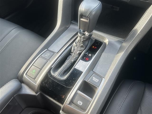 Honda CIVIC 2018 8271386-21