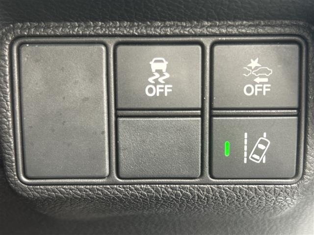 Honda CIVIC 2018 8271386-5
