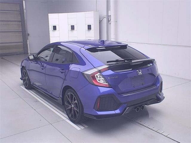 Honda CIVIC 2017 8271404-1