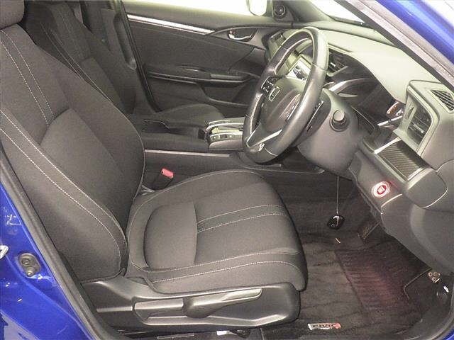 Honda CIVIC 2017 8271404-5