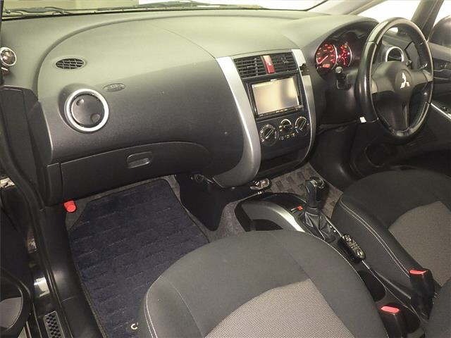 Mitsubishi COLT 2009 8268604-4
