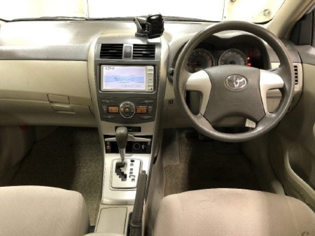 Toyota COROLLA AXIO 2010 8268903-4