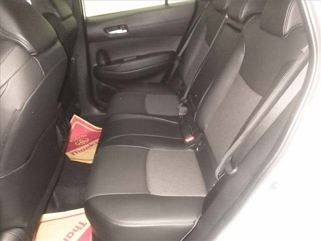 Toyota COROLLA CROSS 2026 8269933-7