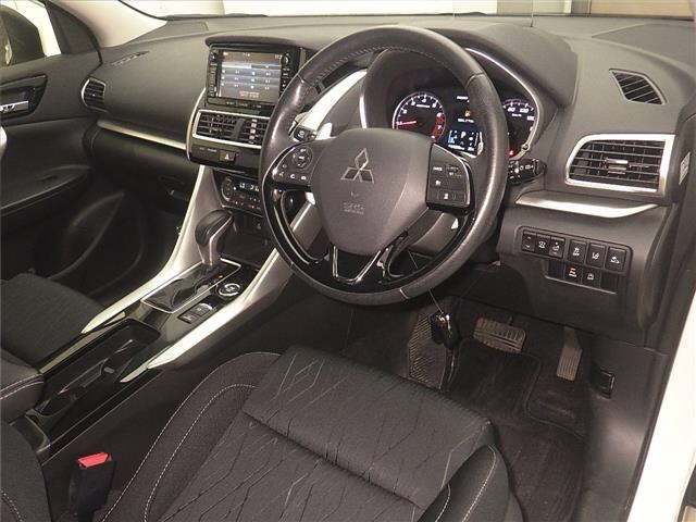 Mitsubishi ECLIPSE CROSS 2020 8268537-3