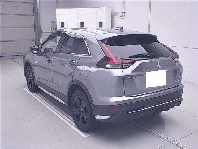 Mitsubishi ECLIPSE CROSS 2025 8268540-1