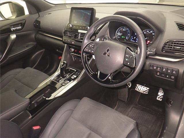 Mitsubishi ECLIPSE CROSS 2025 8268540-3