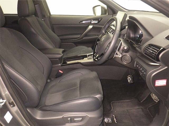 Mitsubishi ECLIPSE CROSS 2025 8268540-5