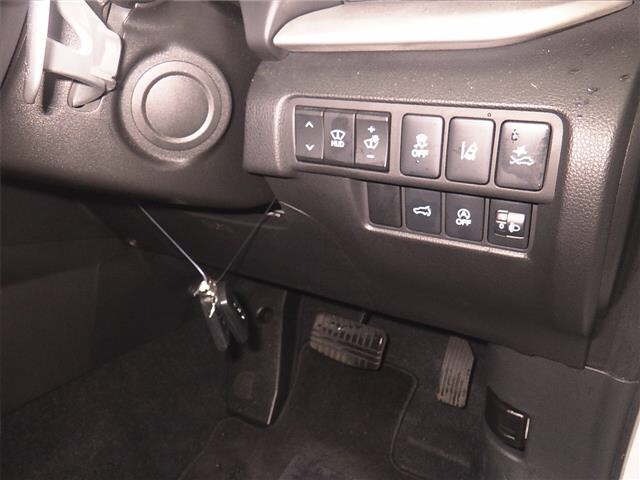 Mitsubishi ECLIPSE CROSS 2023 8268541-8