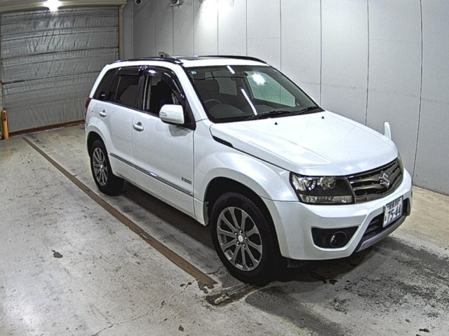 Suzuki ESCUDO 2013 8268949-0