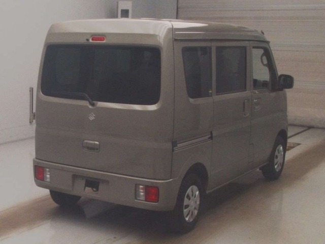 Suzuki EVERY 2025 8272362-1