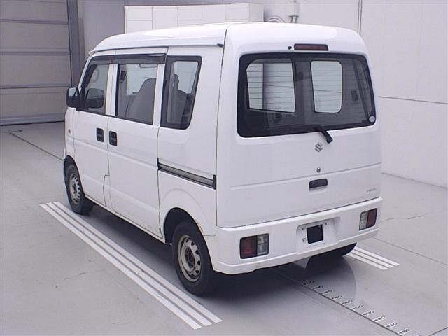 Suzuki EVERY 2009 8272382-1