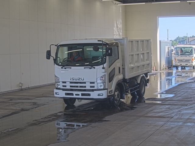 Isuzu FORWARD 2011 8269827-0