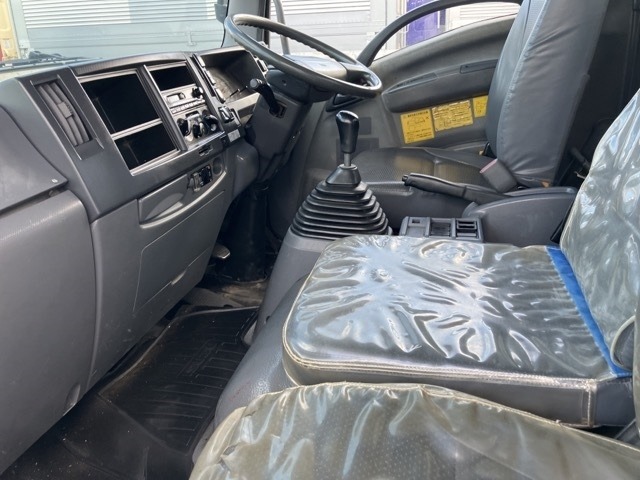Isuzu FORWARD 2011 8269827-5
