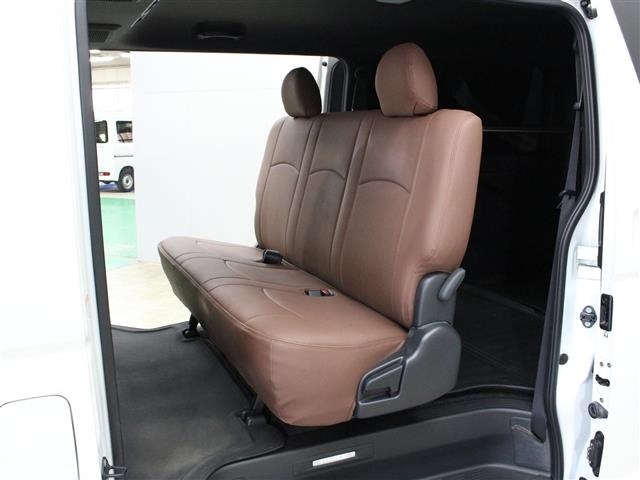 Toyota HIACE VAN 2025 8272280-9
