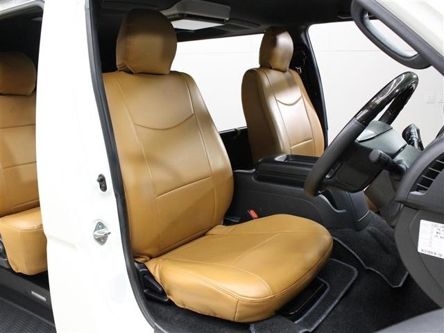 Toyota HIACE VAN 2022 8272281-1
