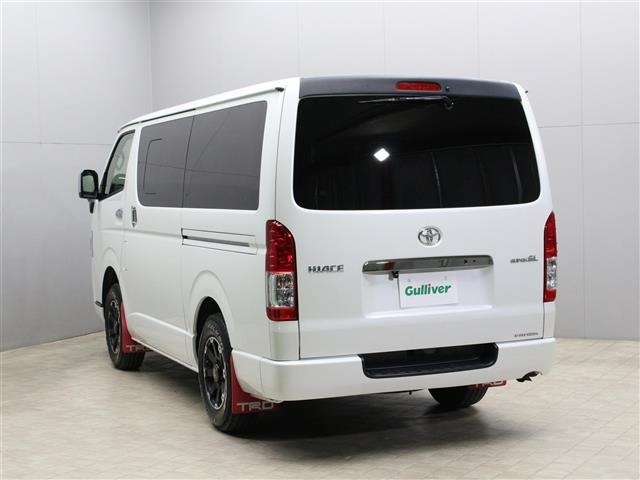 Toyota HIACE VAN 2022 8272281-13