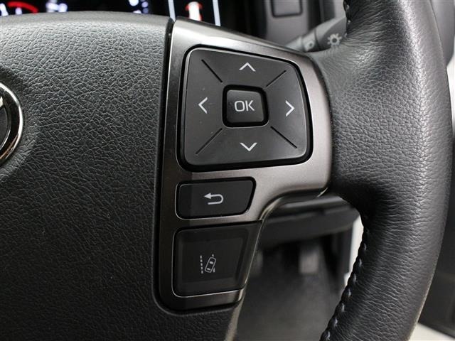 Toyota HIACE VAN 2022 8272281-20