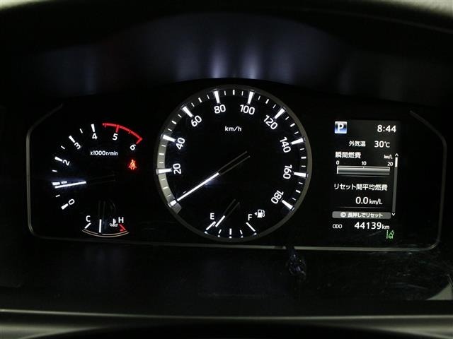 Toyota HIACE VAN 2022 8272281-4