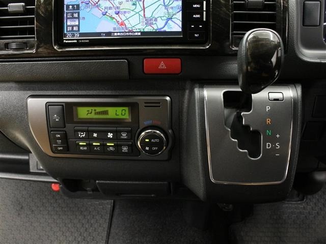 Toyota HIACE VAN 2022 8272281-6