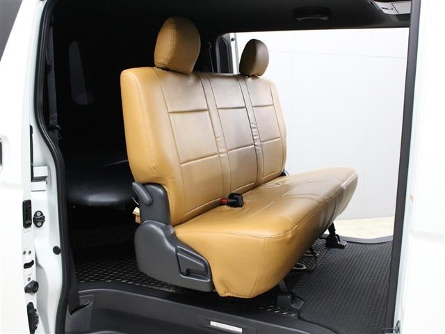 Toyota HIACE VAN 2022 8272281-8