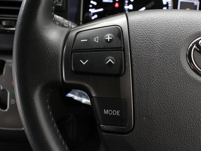 Toyota HIACE VAN 2023 8272282-12