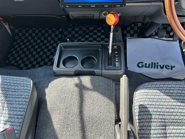Toyota HIACE VAN 1995 8272283-1