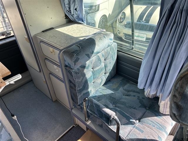 Toyota HIACE VAN 1995 8272283-4