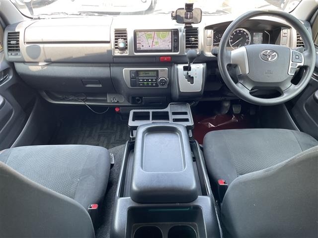 Toyota HIACE VAN 2021 8272284-14