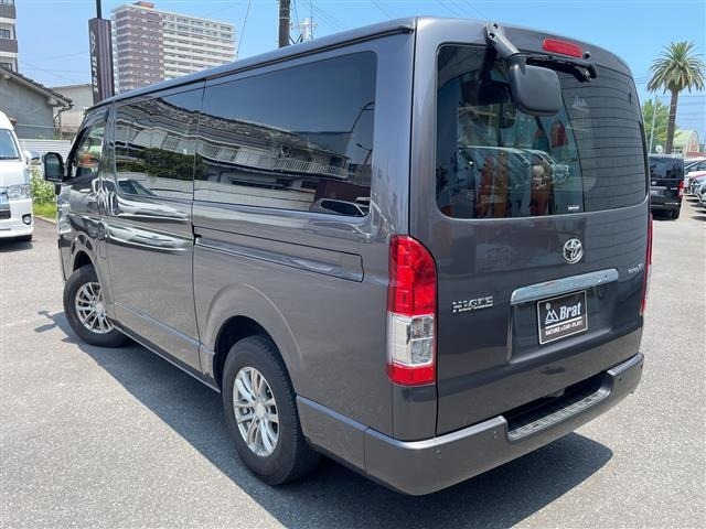 Toyota HIACE VAN 2021 8272284-17
