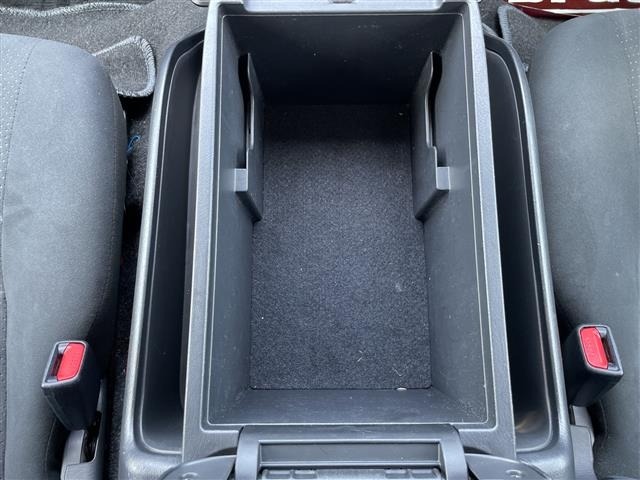 Toyota HIACE VAN 2021 8272284-8