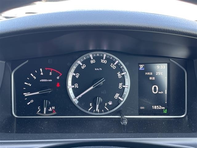 Toyota HIACE VAN 2025 8272285-10