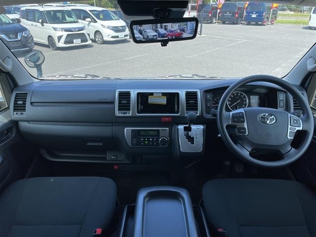 Toyota HIACE VAN 2025 8272285-14