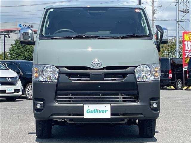 Toyota HIACE VAN 2025 8272285-15