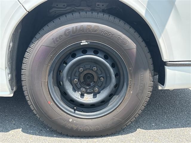 Toyota HIACE VAN 2021 8272286-10