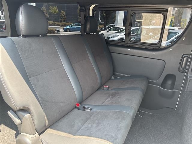 Toyota HIACE VAN 2021 8272286-12