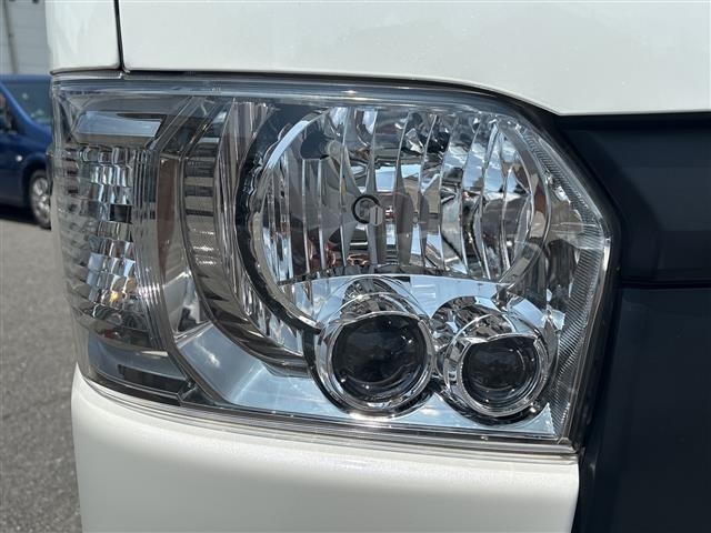 Toyota HIACE VAN 2021 8272286-3