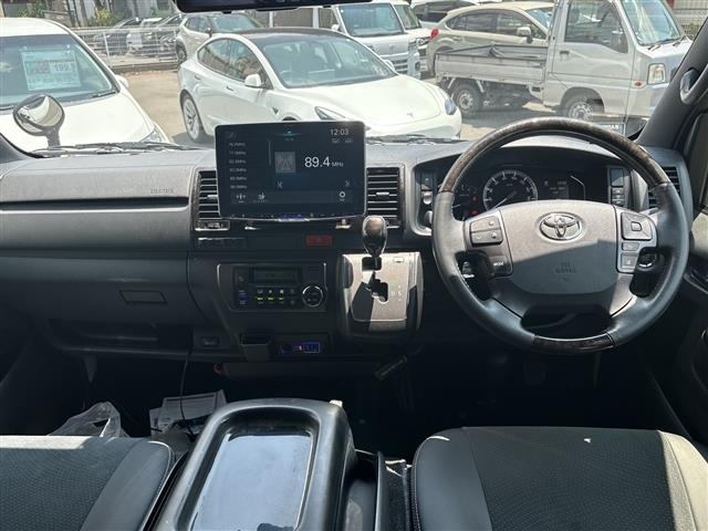 Toyota HIACE VAN 2021 8272286-6