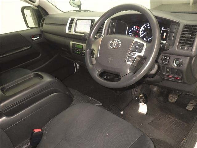 Toyota HIACE VAN 2021 8272287-3