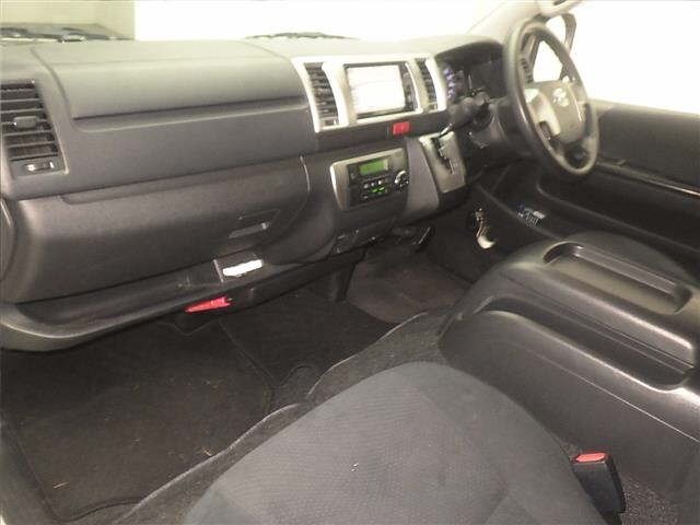 Toyota HIACE VAN 2021 8272287-4