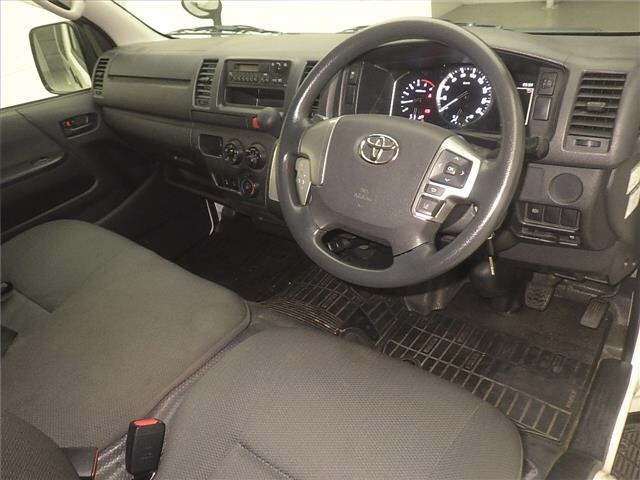 Toyota HIACE VAN 2020 8272288-3