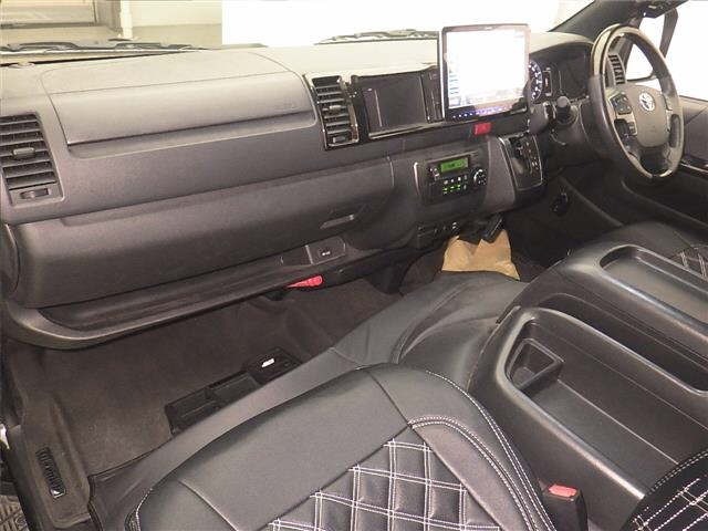 Toyota HIACE VAN 2023 8272289-4