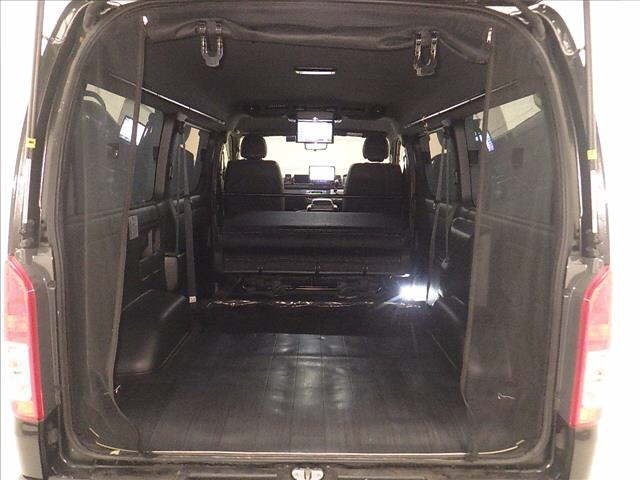 Toyota HIACE VAN 2023 8272289-7