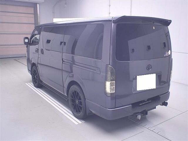Toyota HIACE VAN 2020 8272290-1